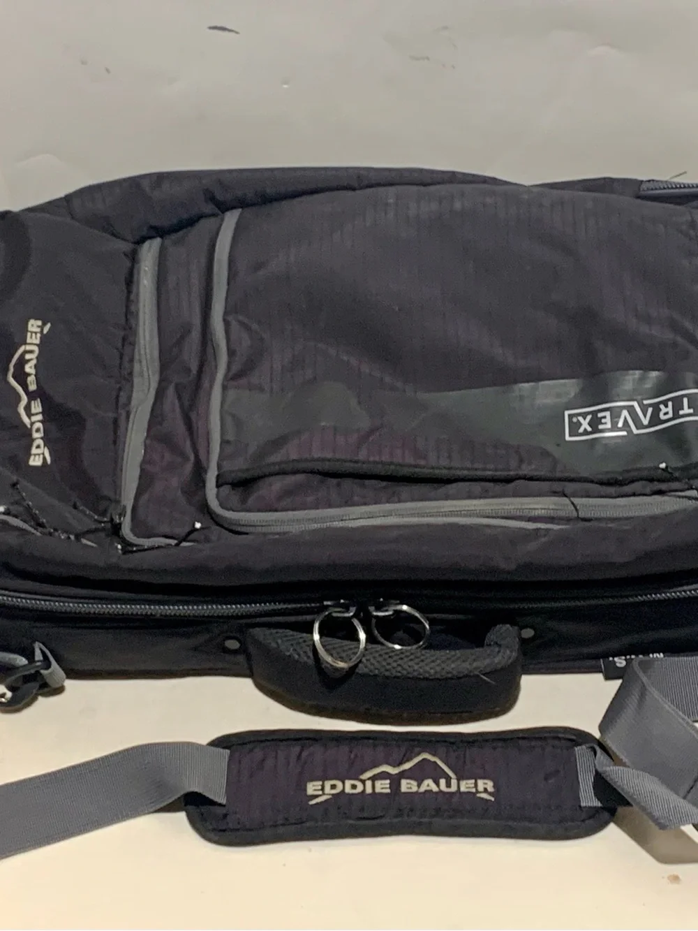 Eddie Bauer compact sling